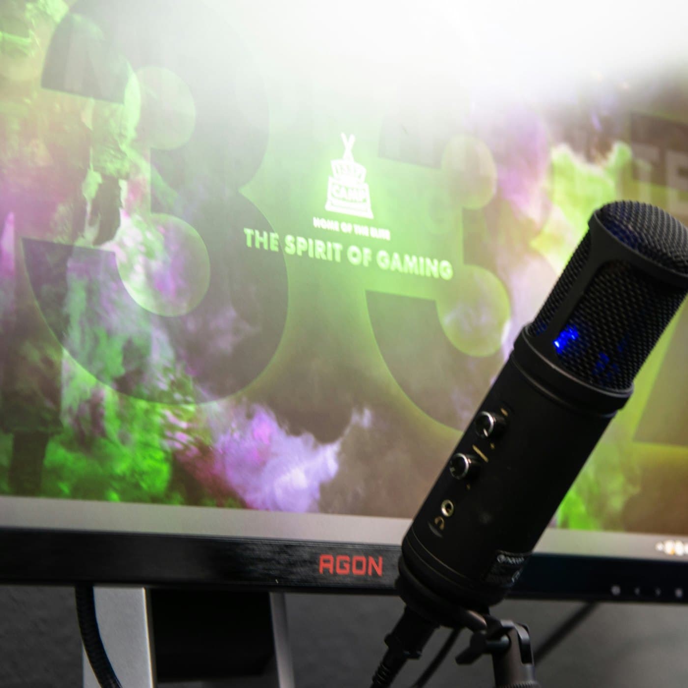 Creator recording desk with microphone and monitors